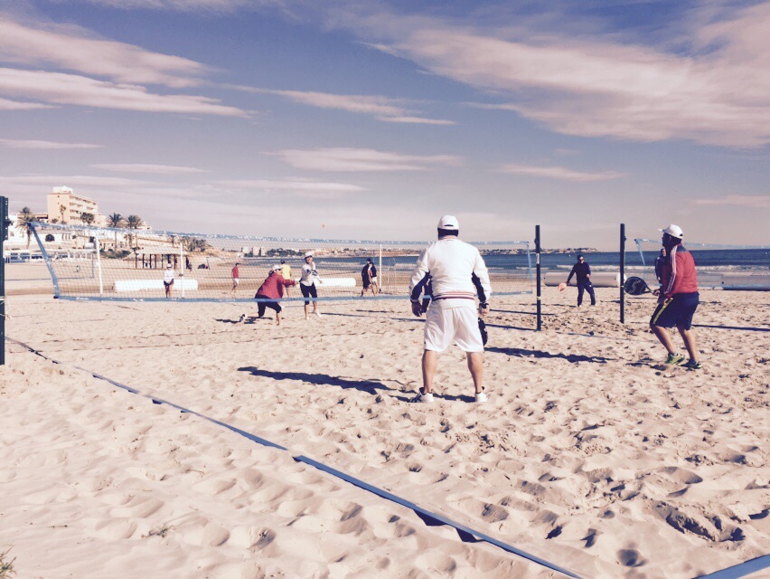 hibernis mare playa invierno pilar de la horadada mil palmeras tenis playa