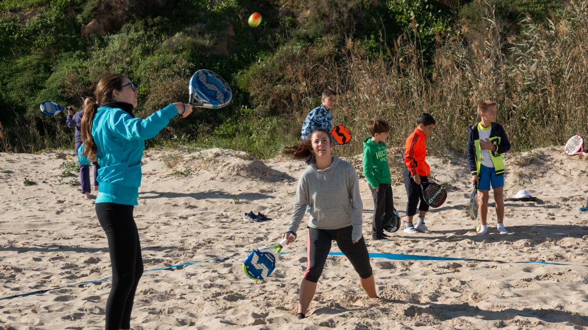 hibernis mare playa invierno pilar de la horadada mil palmeras tenis playa