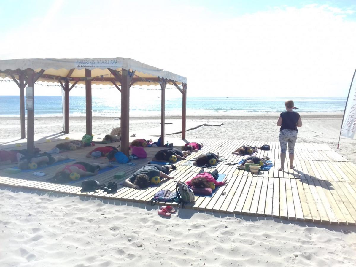 cadenas musculares hibernis mare mil palmeras pilar de la horadada playa de invierno