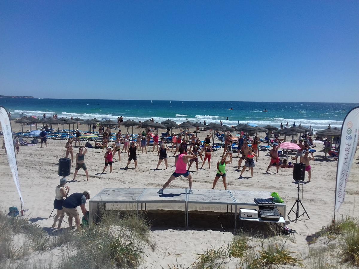 danza fit hibernis mare mil palmeras pilar de la horadada playa de invierno