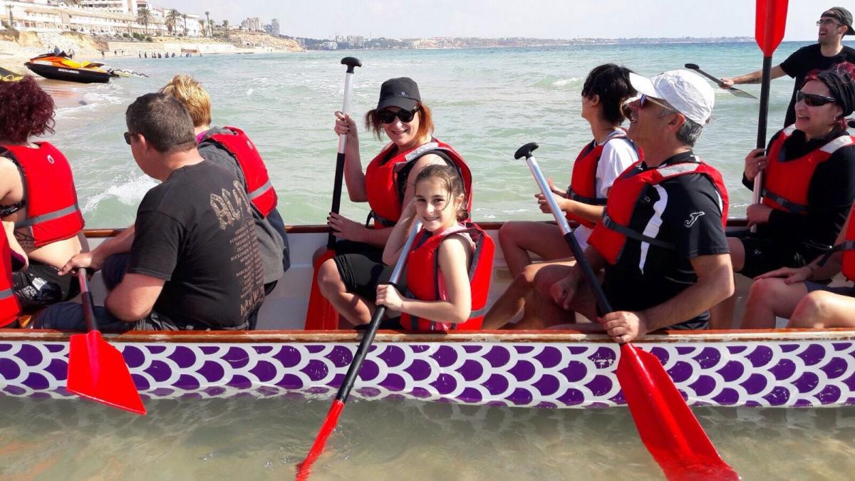 hibernis mare playa invierno pilar de la horadada mil palmeras DRAGON BOAT