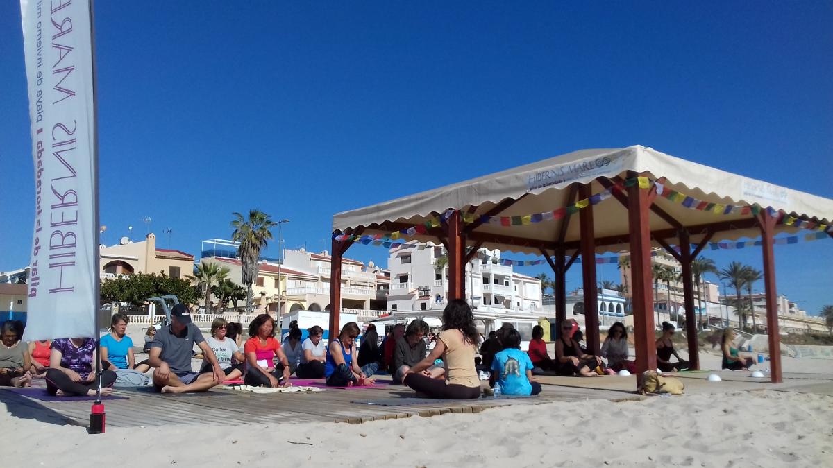 hatha vinyasa hibernis mare mil palmeras pilar de la horadada