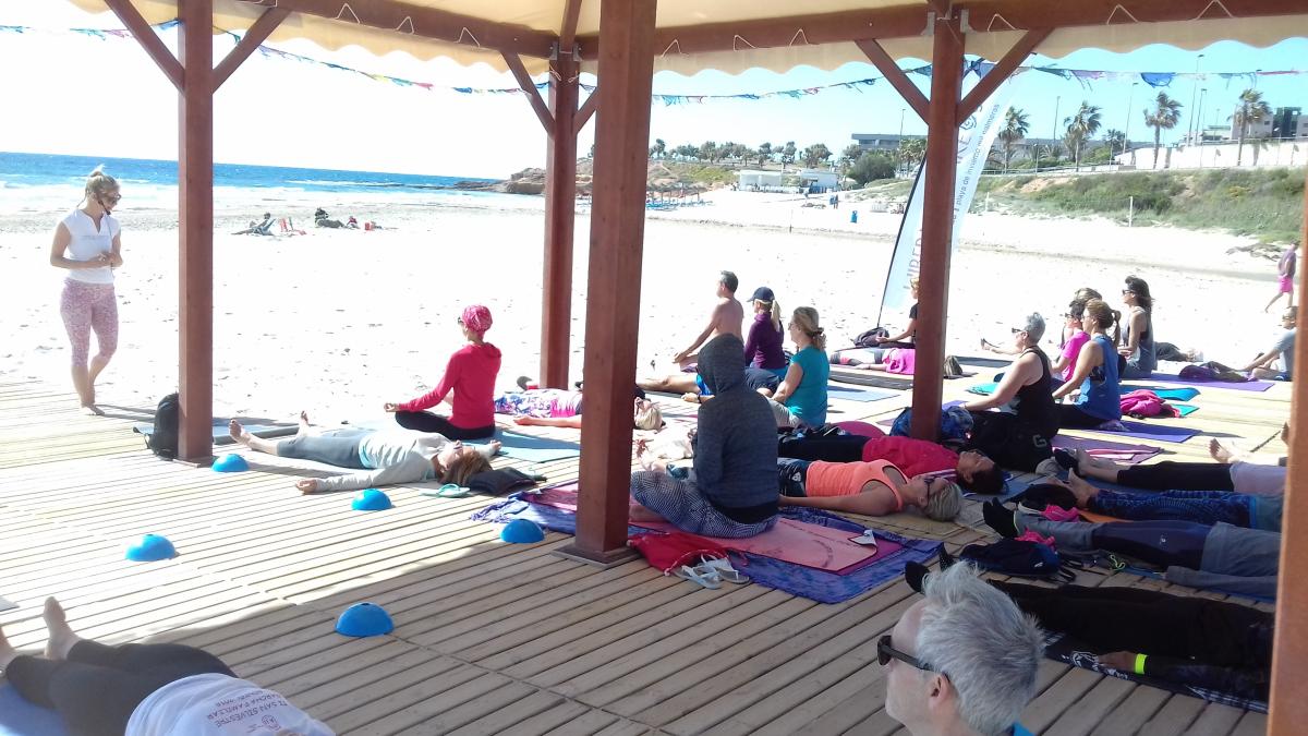 hatha yoga hibernis mare mil palmeras pilar de la horadada