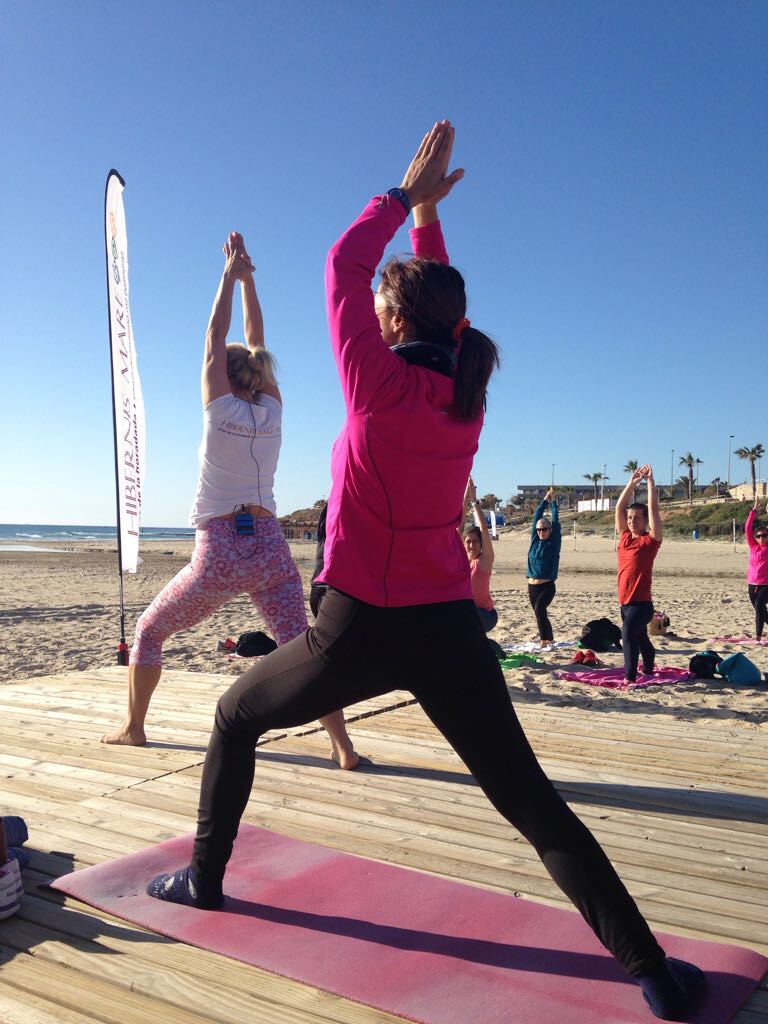 hibernis mare playa invierno pilar de la horadada mil palmeras hatha yoga