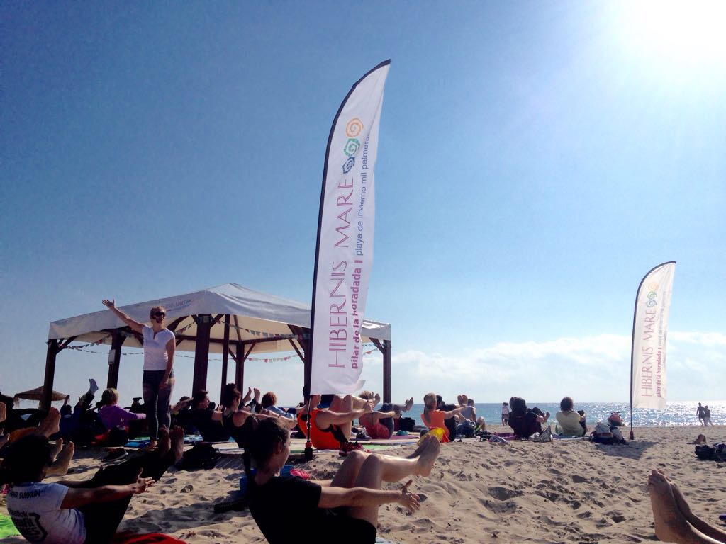 hibernis mare playa invierno pilar de la horadada mil palmeras hatha yoga