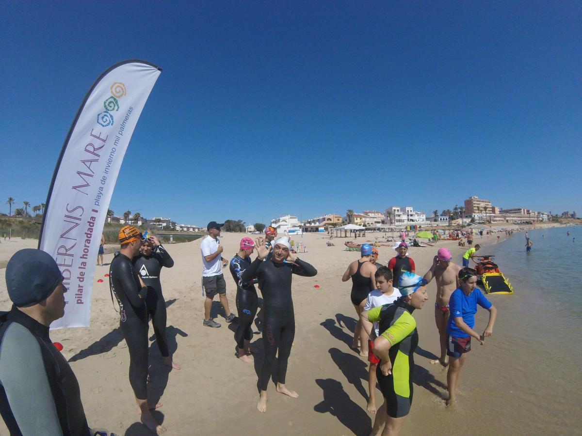 swimmers meeting point hibernis mare mil palmeras pilar de la horadad