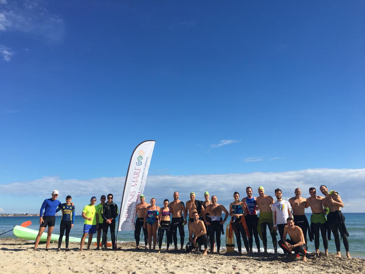swimmers meeting point hibernis mare mil palmeras pilar de la horadad