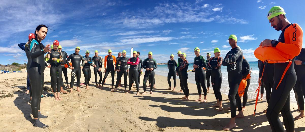 swimmers meeting point hibernis mare mil palmeras pilar de la horadad