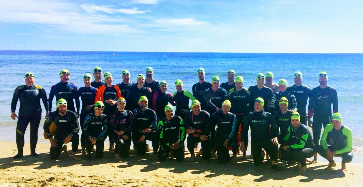 swimmers meeting point hibernis mare mil palmeras pilar de la horadad