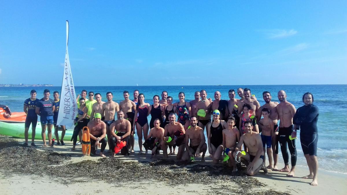 swimmers meeting point hibernis mare mil palmeras pilar de la horadad