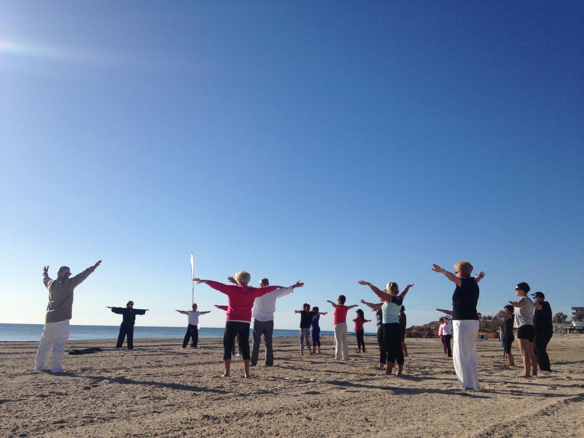 hibernis mare playa invierno pilar de la horadada mil palmeras tai chi kung