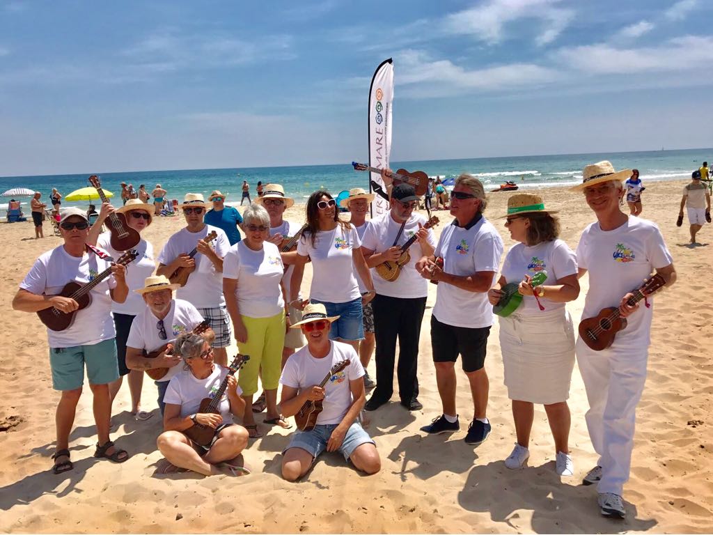 ukelele beach meeting point hibernis mare mil palmeras pilar de la horadad