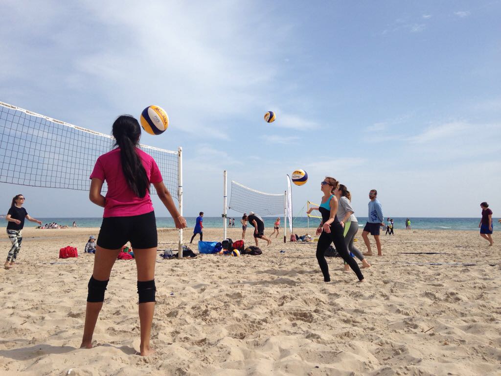 hibernis mare playa invierno pilar de la horadada mil palmeras voley