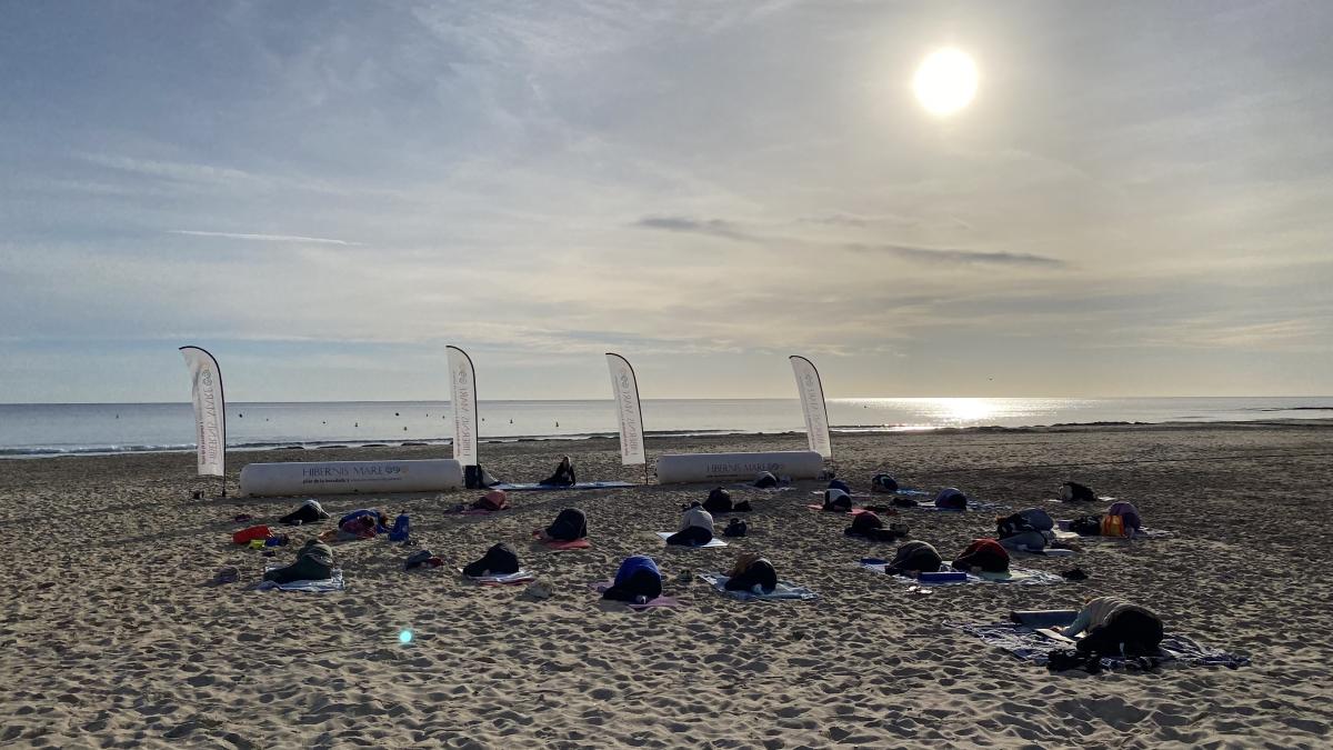yin_yoga_hibernis_mare_playa_invierno