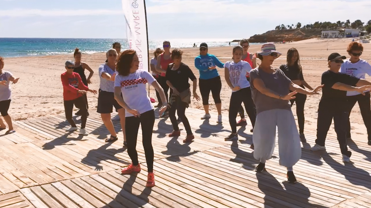 danza rumba beach hibernis mare